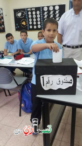 عرس ديمقراطي: انتخاب الطالبة ايه خالد رجا رئيسة لمجلس الطلاب بجنة ابن رشد 